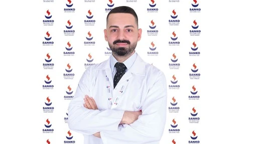  Cilt Hastalıkları Uzmanı Dr. Solak, Sanko Üniversitesi Hastanesi’nde