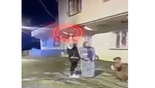 &Ccedil;ocuğun yanında silahla havaya ateş eden şahıs yakalandı