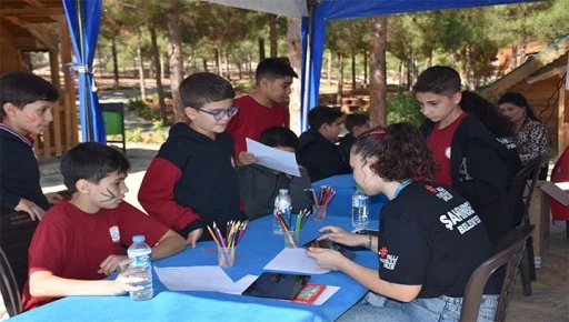 &Ccedil;ocuklar Bilimle Eğlenerek &Ouml;ğrendi, Keşfetti ve &Uuml;retti