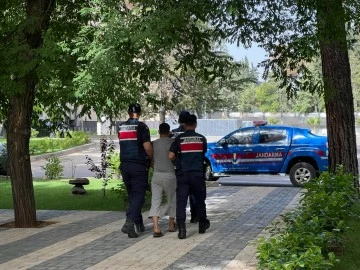  DEAŞ SİLAHLI TERÖR ÖRGÜTÜ ÜYESİ JANDARMA’DAN KAÇAMADI