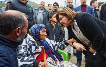 Deprem bölgesinde çilek üretimine destek