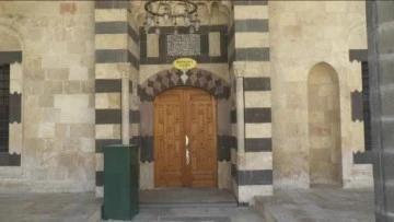 Depremler sonrası Gaziantep’te bin 600 yıllık caminin terazisi kaydı