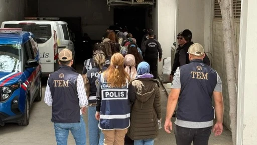Dev FETÖ operasyonunda gözaltına alınan 225 şüpheli adliyeye sevk edildi