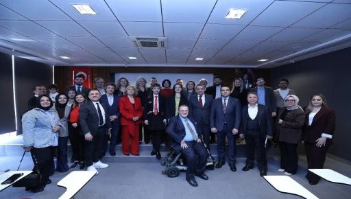 Dış Ticarette Dayanıklılık ve K&uuml;resel Ekonomi