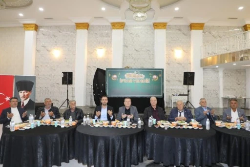 Doğan, muhtarlarla iftar sofrasında buluştu