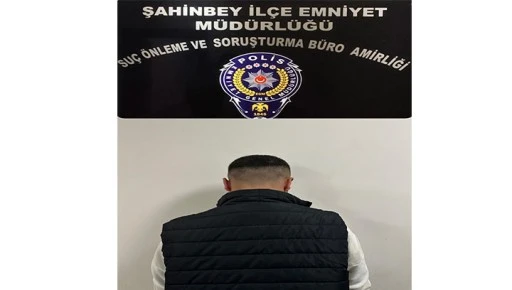 d&uuml;ğ&uuml;nde havaya ateş eden şahıs yakalandı