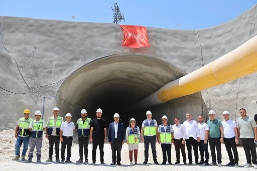 - DÜLÜK TÜNELİNDE HER ŞEY YOLUNDA!