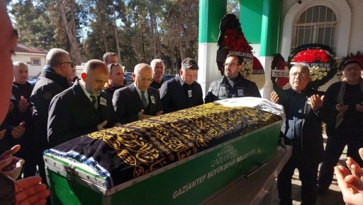 Ege Ordu Komutanı Orgeneral İrfan Özsert’in anne acısı