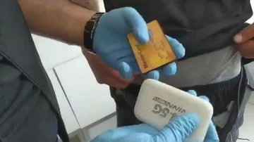 Ehliyet sınavında akıl almaz kopya düzeneği
