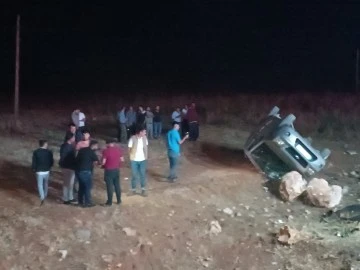 Eşini hastaneye götürürken kaza yaptı: 1 ölü, 3 yaralı