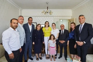  Fatma Şahin'den LGS'de tam puana tam altın