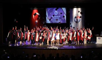 GAÜN DİŞ HEKİMLİĞİ FAKÜLTESİ 96 MEZUN VERDİ