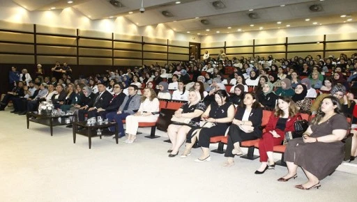 GA&Uuml;N Hastanesi&rsquo;nde D&uuml;nya Ebeler G&uuml;n&uuml; Paneli D&uuml;zenlendi