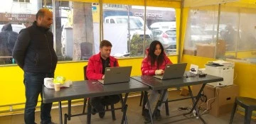 -GAZİANTEP BÜYÜKŞEHİR, DEPREMZEDELER İÇİN NURDAĞI VE İSLAHİYE’YE BEYAZ MASA KURDU
