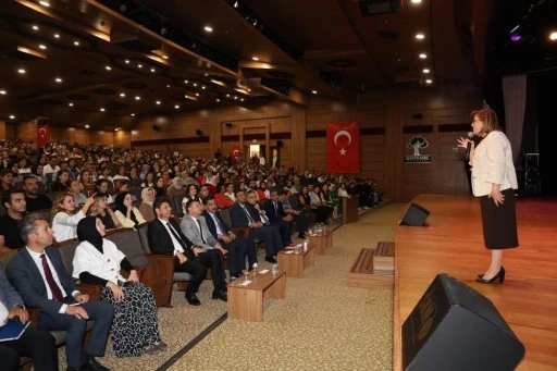 Gaziantep B&uuml;y&uuml;kşehir'in yetenek kaşifi projesi, okul &ouml;ncesi &ouml;ğretmenlere tanıtıldı