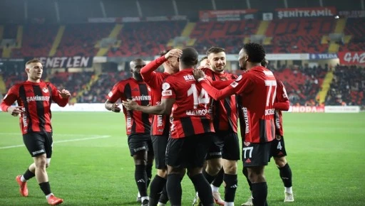 Gaziantep FK'dan ara transferde 5 takviye, 7 yol ayrımı