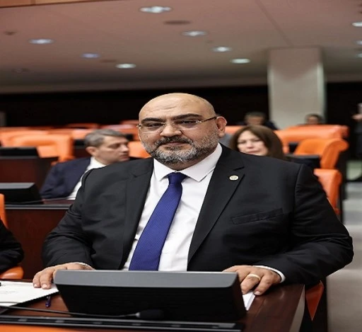 GAZİANTEP,İYİ PARTİ MİLLETVEKİLİ G&Uuml;RBAN, DEPREMZEDELERİN SESİ OLDU