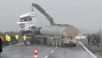 Gaziantep - Şanlıurfa yolunda zincirleme trafik kazası: 1 yaralı