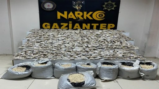  Gaziantep’te 3 milyon 204 bin adet uyuşturucu hap ele geçirildi