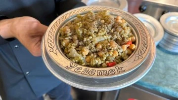 Gaziantep’te ana yemeklerin incisi: Firik pilavı