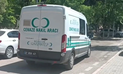 Gaziantep'te arkadaşı tarafından bı&ccedil;aklanan 13 yaşındaki &ccedil;ocuk kurtarılamadı