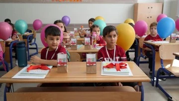 Gaziantep'te bin 490 okulda 750 bin öğrenci ders başı yaptı