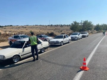 Gaziantep'te emniyet kemeri denetiminde 20 sürücüye ceza
