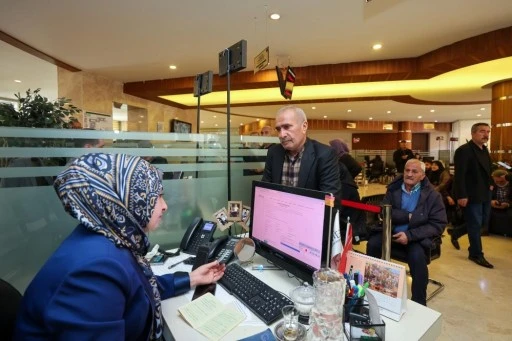 Gaziantep'te evlilikte 41 yılı dolduran çiftlerden umre için yoğun başvuru