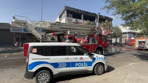 Gaziantep'te iş yerinde &ccedil;ıkan yangını itfaiye s&ouml;nd&uuml;rd&uuml;