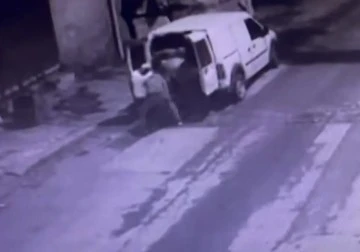 Gaziantep'te iş yerlerinden binlerce liralık hırsızlık anları kamerada