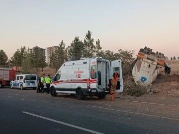 Gaziantep'te kontrolden çıkan hafriyat kamyonu aracı biçti: 1 ölü, 3 yaralı