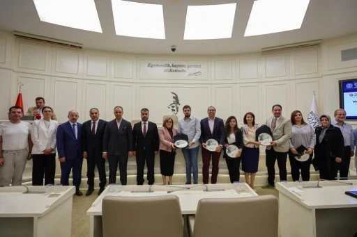Gaziantep&rsquo;te K&uuml;lt&uuml;r Yolu Festivali GastroANTEP esnafıyla teşekk&uuml;r buluşması d&uuml;zenlendi