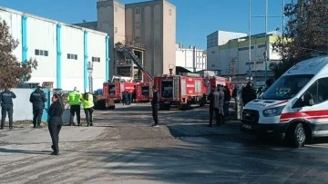 Gaziantep’te kumaş fabrikasında yangın