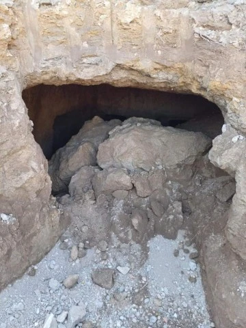 Gaziantep'te temel kazısı yapılırken Roma dönemine ait mezar bulundu