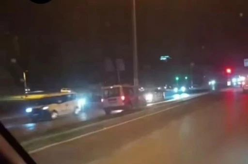 Gaziantep'te ters yönde sol şeritte ilerleyen araç trafiği tehlikeye soktu