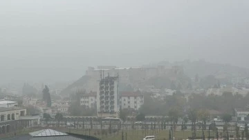 Gaziantep’te yoğun sis etkili oldu