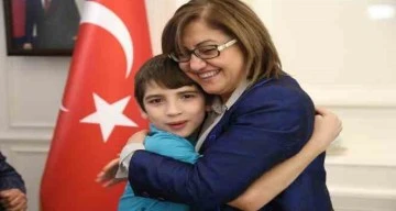 Gaziantep'ten 23 Nisan mesajları