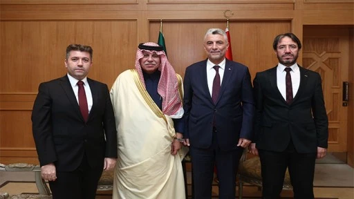 Gaziantepli Halıcılar Suudi Bakan Al-Kassabi’yle Görüştü