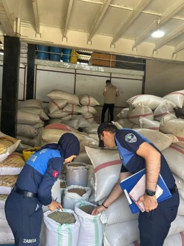Gıda denetimlerinde 20 ton bozulmuş ürün ele geçirildi