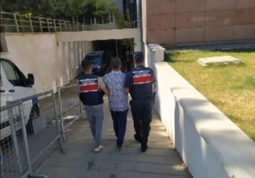 Göçmen kaçakçılarına operasyon: 19 kişi tutuklandı