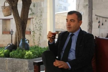 Gözyaşları içinde son yolculuğuna uğurlandı.