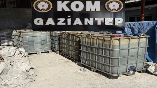  g&uuml;mr&uuml;k ka&ccedil;ağı akaryakıt ele ge&ccedil;irildi