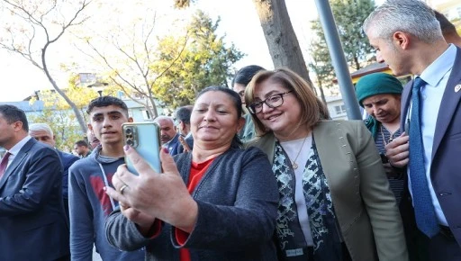  Hacıbaba Mahallesi'nde Fatma Şahin'e sevgi seli