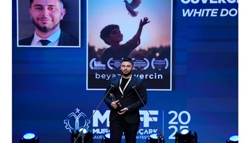 Hasan Kalyoncu &Uuml;niversitesi Mezunu ve Y&uuml;ksek Lisans&Ouml;ğrencisi Berkay Ellek