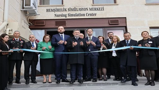 Hasan Kalyoncu &Uuml;niversitesi&rsquo;nde Hemşirelik Sim&uuml;lasyon Merkezi ile İleri Araştırma ve Uygulama Laboratuvarı A&ccedil;ıldı