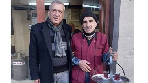 Hasan &Ouml;zt&uuml;rkmen&rsquo;den kahvehane esnafı i&ccedil;in &ccedil;ağrı