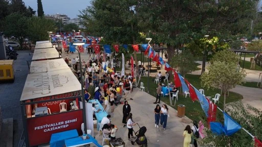 Hemşehri Dernekleri Festivali renkli görüntülere sahne oldu