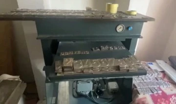  İkiz plaka baskını