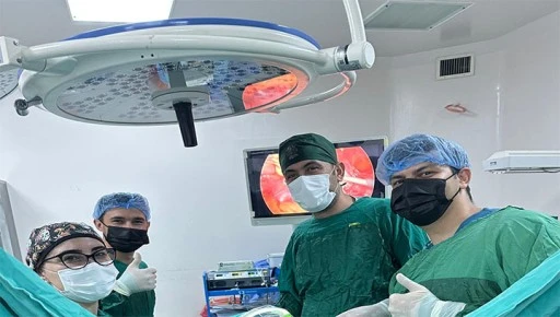 İslahiye Devlet Hastanesi&rsquo;nde Bir İlk: Kapalı Y&ouml;ntemle Sarkma Ameliyatı Başarıyla Yapıldı
