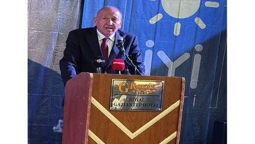 İyi parti Gaziantep il başkanı Şerif Başk&uuml;lek&ccedil;i G&uuml;ven tazeledi 